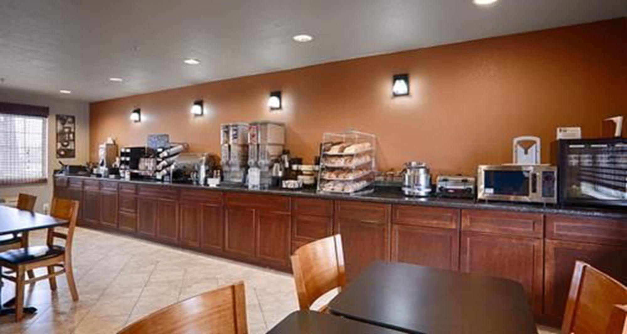 Best Western Kettleman City Inn & Suites Exterior foto